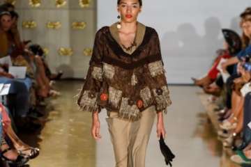 Roga abre la pasarela Colección Bridal con 22 diseños (Foto TA)